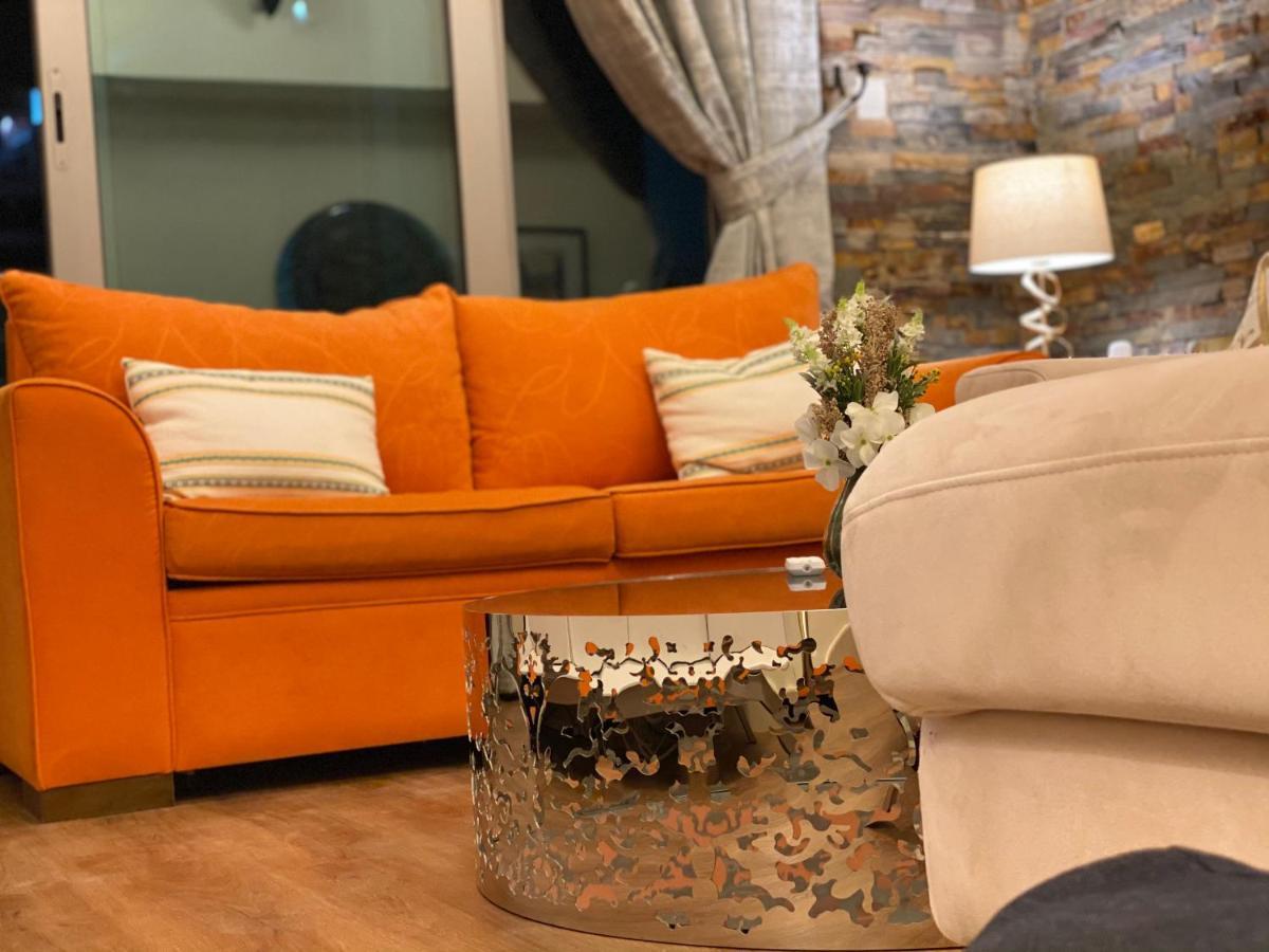 شقة Luxury 1Br In Dubai Marina, Ask For July Full Month Offer المظهر الخارجي الصورة