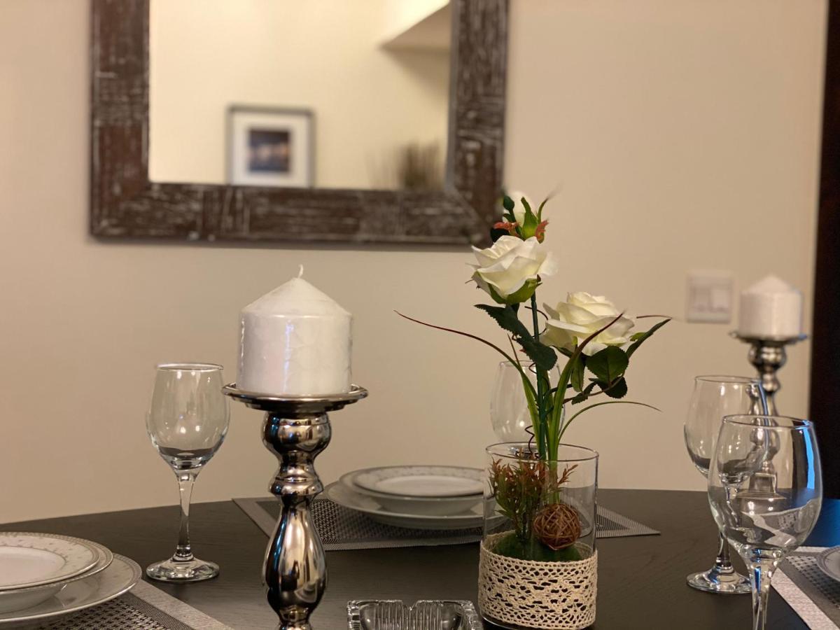 شقة Luxury 1Br In Dubai Marina, Ask For July Full Month Offer المظهر الخارجي الصورة